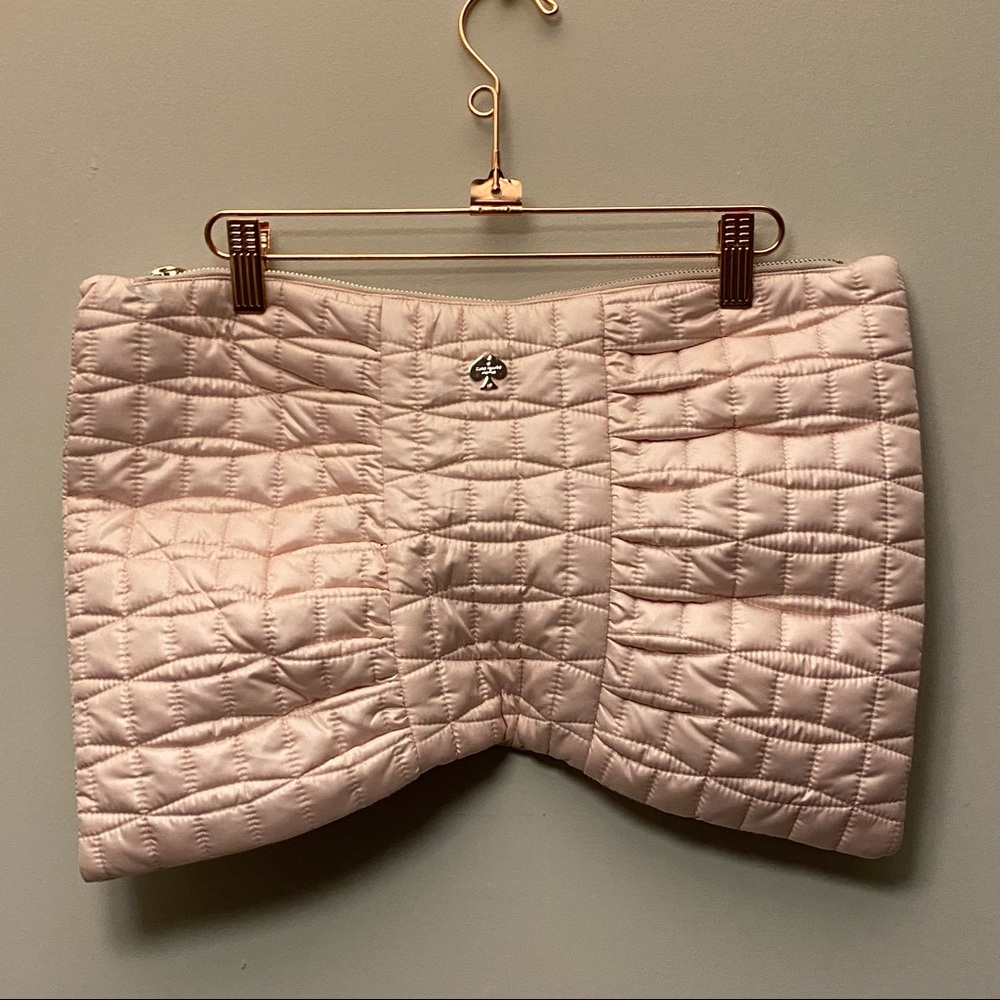 Kate Spade ♠️ quilted oversized puffy bag